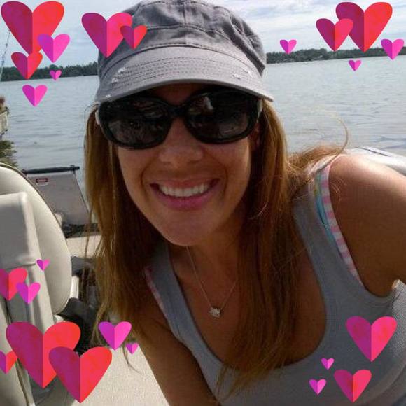 Meet your Posher, Leah - Picture 1 of 1